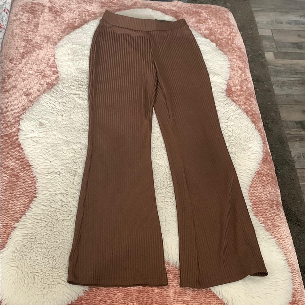 EUC H&M flare pants